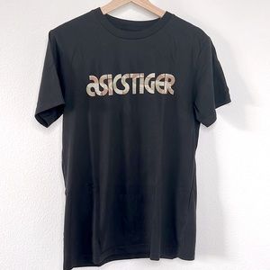 Asics Tiger Camo Logo Print T-Shirt, Black, Size Medium, worn few times